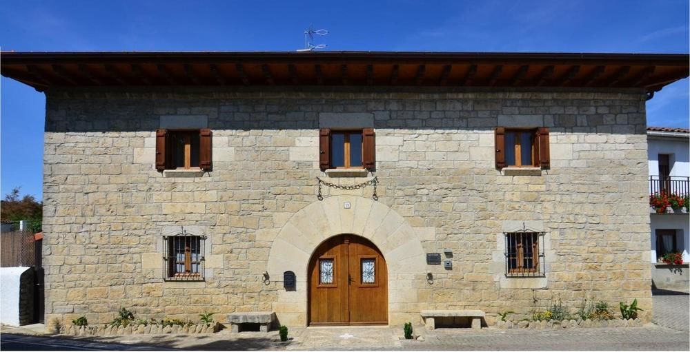 Gasthaus Casa De La Cadena Asiáin Exterior foto